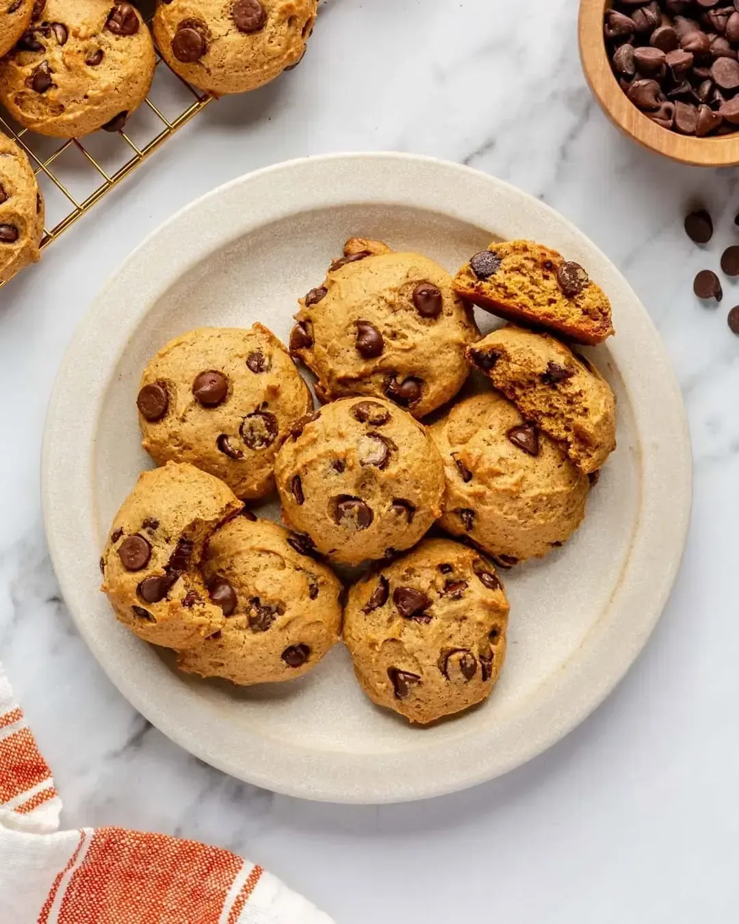 Keto Pumpkin Chocolate Chip Cookies