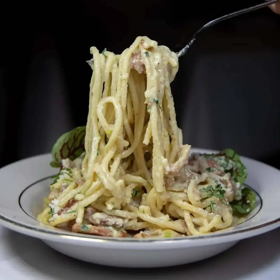 Keto pasta carbonara